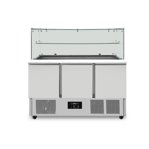 Saladettes & Preparation Tables | Saladette with glass top | 3 doors | Static cooling | 137x70x85(h)cm